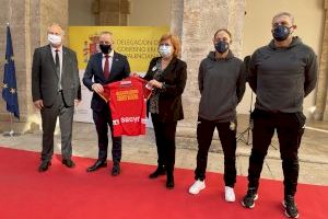 La delegada del Gobierno recibe a la selección española de balonmano femenino
