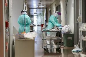 Los centros de salud valencianos recuperan la atención presencial