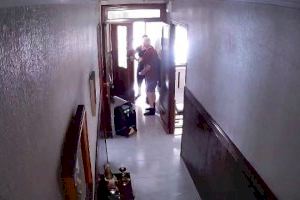 Cuatro detenidos en Alicante por robar al descuido a ancianos en el interior de sus viviendas