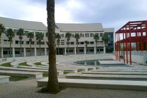 La Universidad de Alicante reabre las fuentes para eliminar el uso de plásticos en el campus