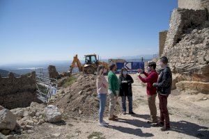 La Diputació de Castelló inverteix 40.000 euros en la rehabilitació de la muralla de l’Albacar del castell de Xivert