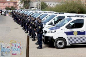 L'Ajuntament de València adquirix 13 furgonetes híbrides que serviran per a millorar la mobilitat de la Policia de proximitat