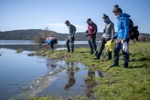 La campaña de ciencia ciudadana de LIBERA caracteriza 3.229 residuos abandonados en entornos fluviales de la Comunidad Valenciana