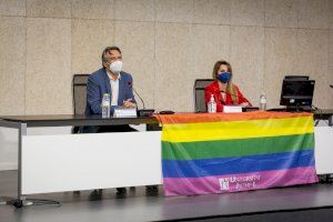 La UJI sensibiliza sobre la diversidad afectivo-sexual en unas jornadas de cine LGTBI