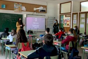 Museros imparte un taller sobre violencia de género digital a adolescentes