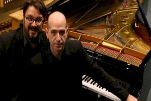 La música de Albéniz, Falla o Rodrigo será protagonista en el concierto de piano del dúo Granados & Casanova el domingo en el Teatre de Begoña