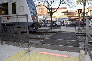 Abierto al público el nuevo paso entre andenes de la estación de La Canyada de Metrovalencia