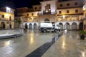 Nules recupera la limpieza viaria por baldeo en el casco urbano, Mascarell y la playa
