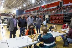 180 ajedrecistas participan en el V Open Internacional en La Nucía