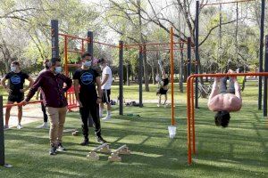Mislata refuerza su oferta deportiva al aire libre con la ampliación del parque de street workout