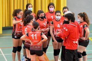 Los equipos juveniles del Familycash Xàtiva continúan entrenando a buen ritmo para afrontar los próximos partidos de clasificación a las Finales de máximo nivel de la Comunidad Valenciana