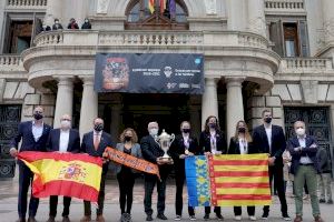 València celebra que el seu nom torne a situar-se al cim del bàsquet europeu