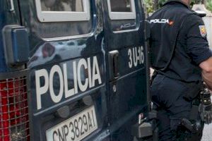 Detenido en Valencia un hombre que agredió a su pareja y abusó de su hija menor
