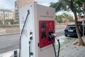 L'EMT instal·larà tres estacions de càrrega ràpida de vehicles elèctrics a València
