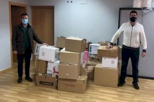 El Ayuntamiento de Loriguilla dona varias cajas de libros a la Biblioteca Solidaria Misionera