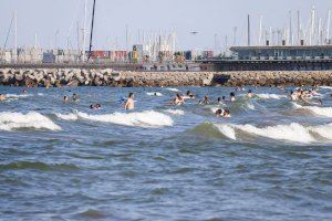 Les platges de València han perdut 300.000 metres cúbics d'arena en els últims cinc anys