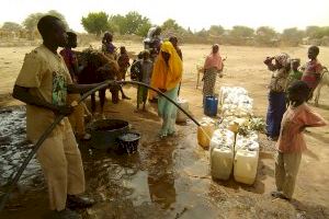Reto solidario que transformará tus pasos en agua potable para más de 368.000 refugiados en África