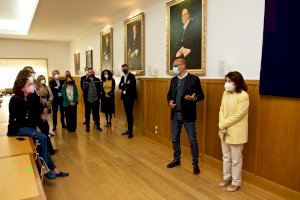El retrato de Manuel Palomar completa la galería de rectores de la Universidad de Alicante