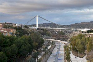 El Ayuntamiento acelera los trámites para encargar el estudio de seguridad del Pont del Bimil.lenari