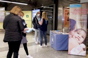 Aldeas Infantiles realiza una campaña de concienciación en las principales estaciones de Metrovalencia