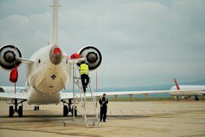 El aeropuerto de Castellón construye un hangar para el nuevo ciclo formativo de mantenimiento de aviones