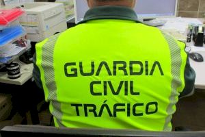 La Guardia Civil de Valencia procede contra un varón de 25 años por varios delitos graves contra la Seguridad Vial