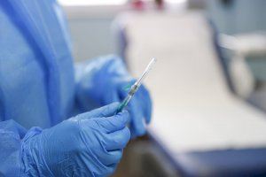 Las mutuas vacunan a 30.000 profesionales de la sanidad privada de la Comunitat Valenciana