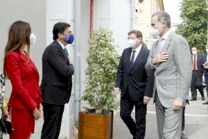 Felipe VI visita el proyecto de transformación de Las Cigarreras en Alicante