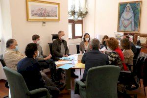 El Ayuntamiento y la Conselleria es reunixen per a desenvolupar el Pla Convivint en Llíria