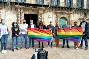 El Equipo de Gobierno de Alicante se suma a la concentración contra la homofobia
