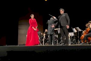 L'Orquestra de Cambra de València posa d’en peus al públic a l'auditori de Genovés