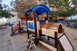 La Vila Joiosa avanza en la renovación de sus parques infantiles