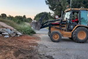 Paterna retira casi cien toneladas de escombros de un punto de vertido ilegal