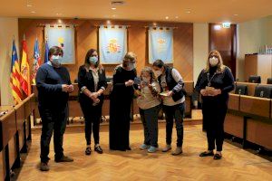 Di-capacitat presenta en el Ayuntamiento de Burriana su nuevo proyecto musical ‘Princesas de los Cuentos’