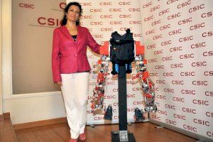 La investigadora del CSIC Elena García parlarà d'exoesquelets biònics a l'Aula de la Ciència i la Tecnologia de la UA
