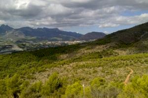 L'Ajuntament de Callosa d’En Sarrià s'encabota a urbanitzar la serra de Bèrnia i Ferrer, en contraposició a la Comissió d'Avaluació Ambiental de la Generalitat