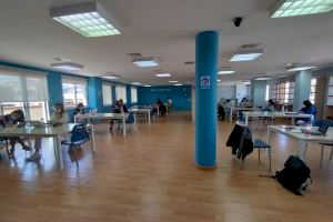 La Biblioteca Pública de Almussafes amplía su horario para la preparación de exámenes