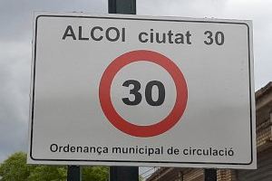 Hui entra en vigor en tota Espanya els nous límits de velocitat ja contemplats en l'Ordenança Municipal de Circulació