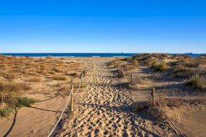 La playa del Serradal de Castellón se queda sin bandera azul por segundo año consecutivo