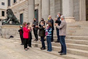 Teresa Ribera aplaude la aprobación en el Congreso de los Diputados de la primera Ley de Cambio Climático y Transición Energética de España
