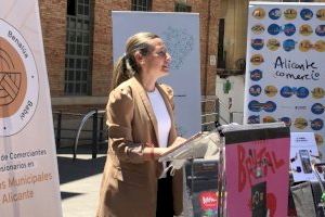 El Ayuntamiento impulsa una campaña para incentivar las compras y apoyar al comercio local en Alicante junto con la Unió Gremial