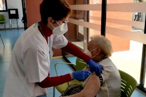Elianers majors de 70 anys conclouen el seu procés de vacunació