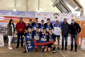 Cadetes masculinos bronce en el Campeonato de España de Llaut Mediterráneo