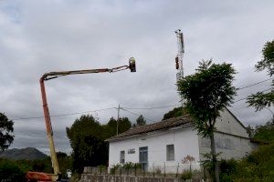 L’Ajuntament de Xàtiva inicia les proves per comprovar possibles emplaçaments per a traslladar el repetidor del Castell