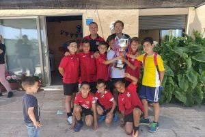 El Benjamín “D” del CF La Nucía gana la liga