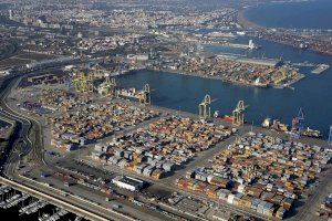 El Puerto de Valencia ya no es el puerto líder del Mediterráneo en tráfico de contenedores