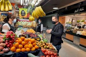 Compromís insiste en la consecución de la etiqueta productos kilómetro cero para los mercados municipales de Alicante