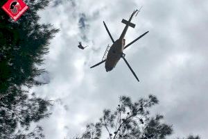 Rescatan a una senderista herido en la Sierra de Olta en Calp