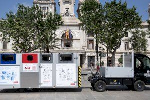 El Ayuntamiento implanta la recogida de residuos con plataforma móvil en Ciutat Vella Nord y de recogida puerta a puerta para comercios y restaurantes