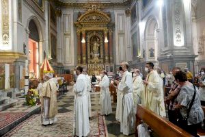 La Basílica del Sagrado Corazón de Jesús de Valencia conmemora su fiesta con una eucaristía solemne